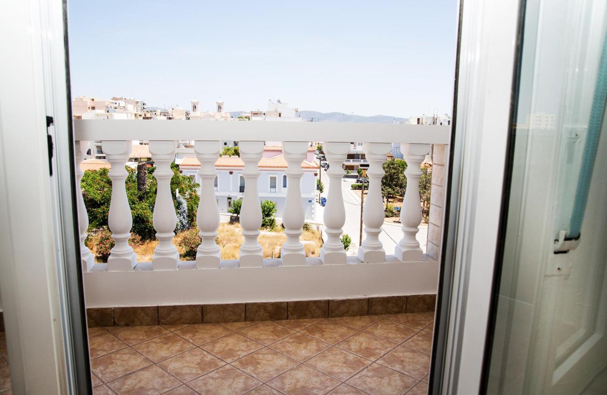 Nikolakakis Rooms Lavrio Habitación foto