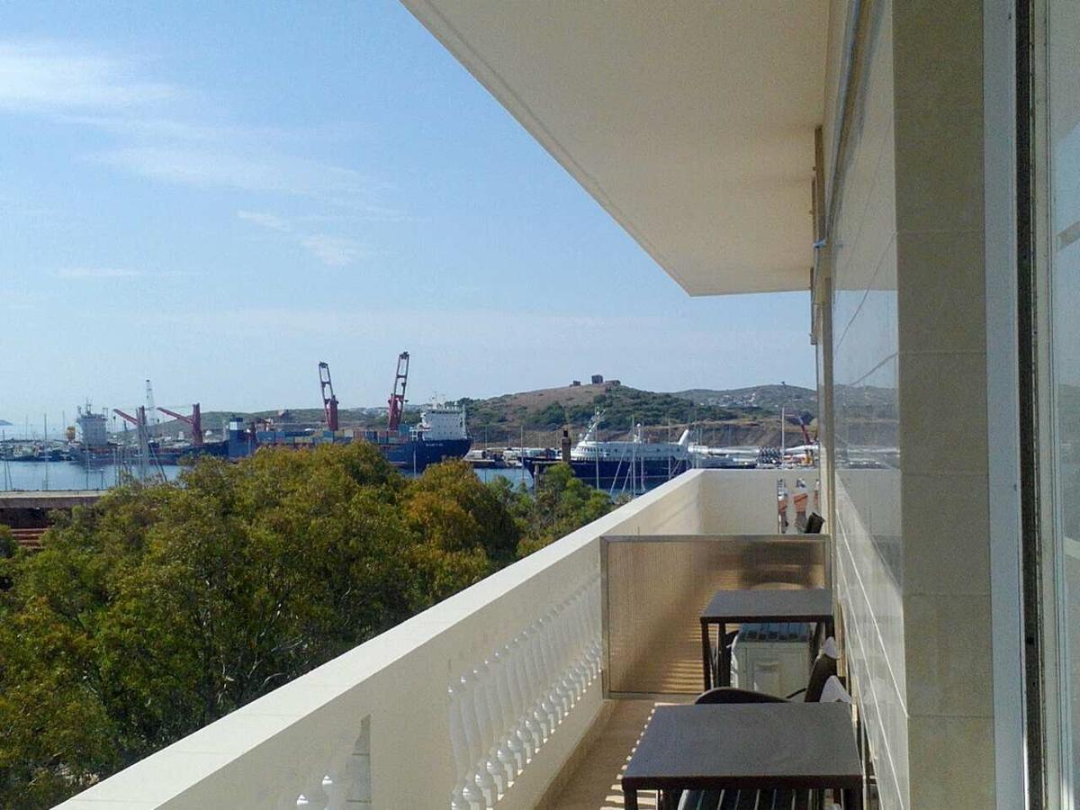 Nikolakakis Rooms Lavrio Exterior foto